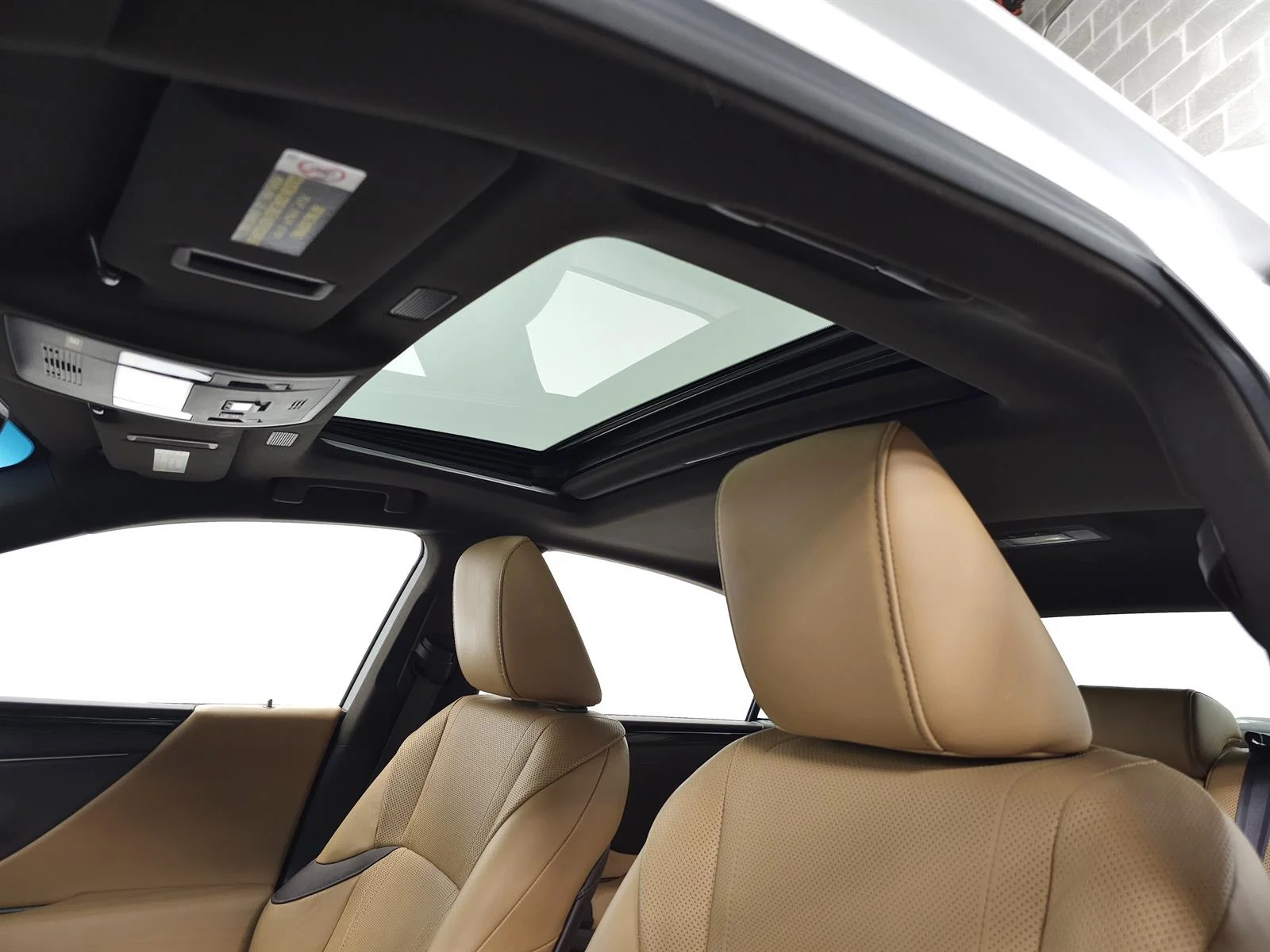 Certified Used 2020 White Lexus Luxury image 16