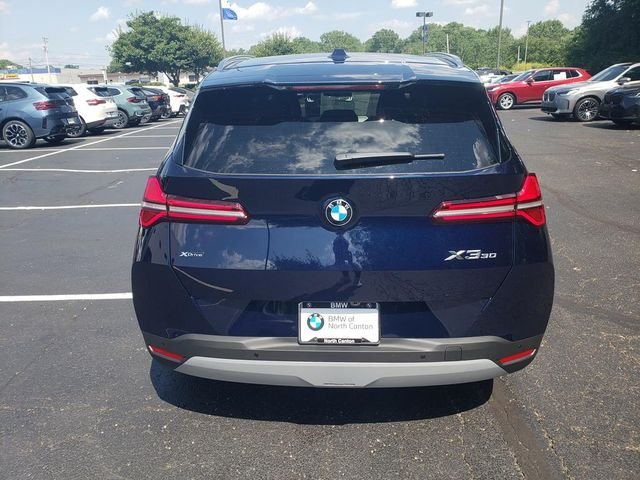New 2026 Tanzanite Blue II Metallic BMW 30 xDrive image 4