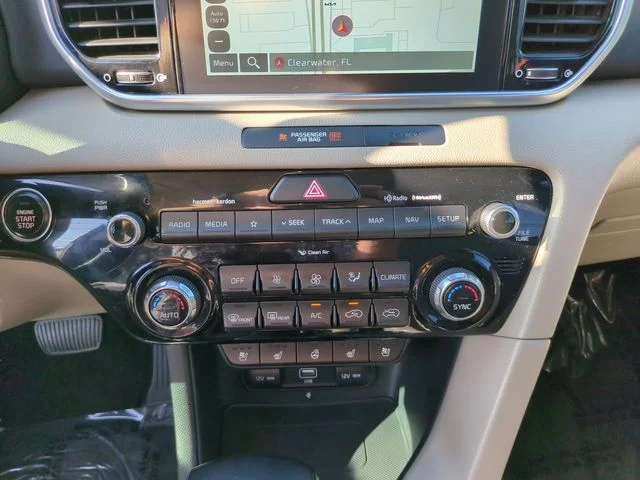 Used 2020 White Kia EX image 24