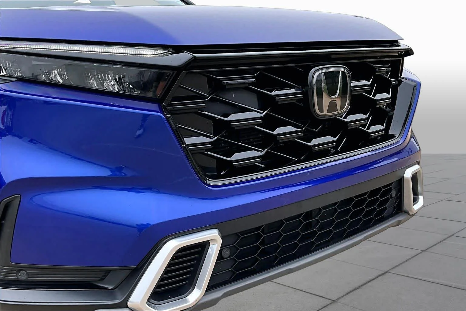 Used 2023 Still Night Pearl Honda Sport Touring image 29