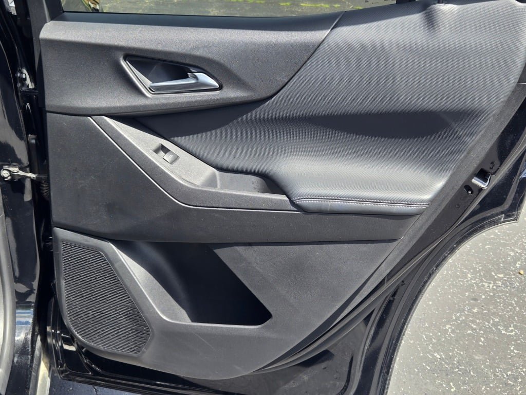 2025 Chevrolet Equinox LT - Photo 10