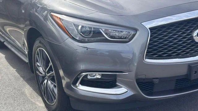 Used 2019 Graphite Shadow INFINITI LUXE image 2