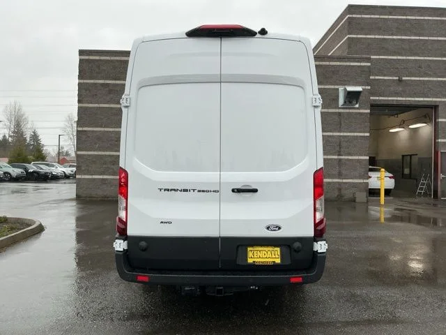 New 2026 Oxford White Ford Base image 5