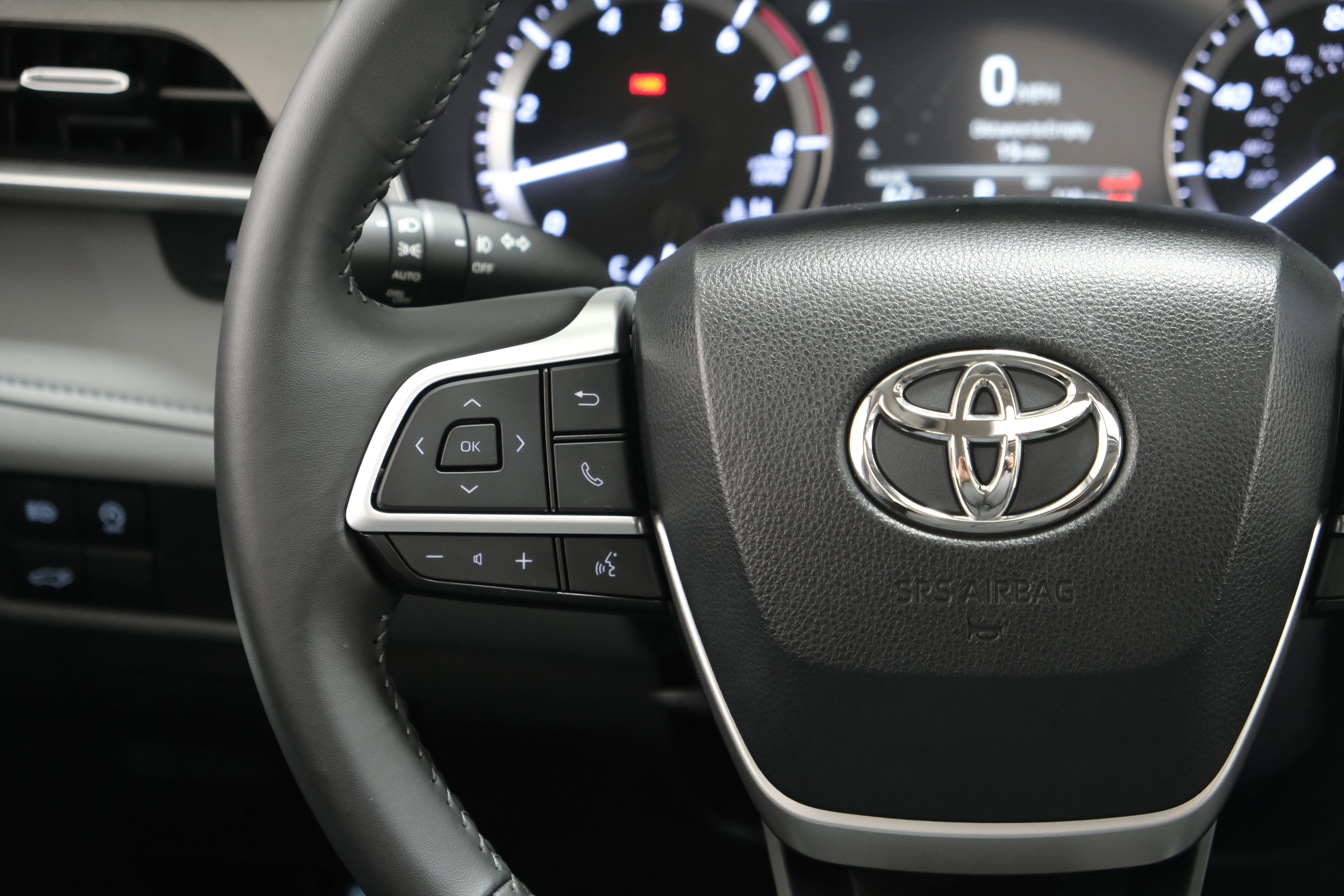 2024 Toyota Highlander XLE - Photo 12