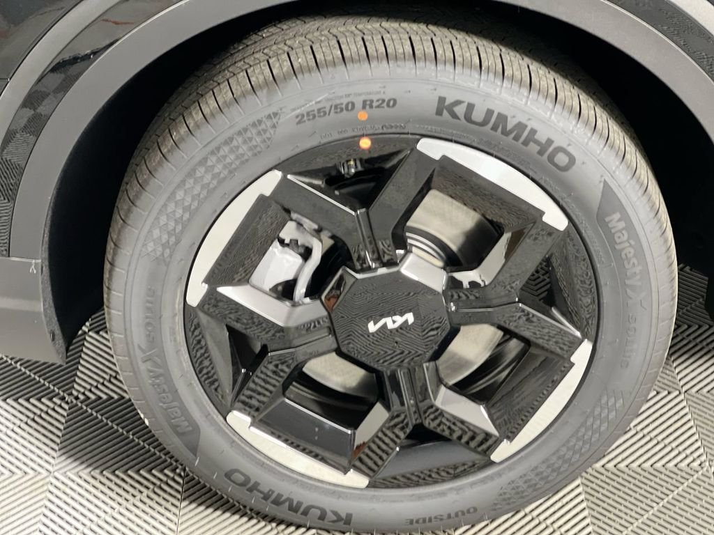 New 2027 Ebony Black Kia EX image 11