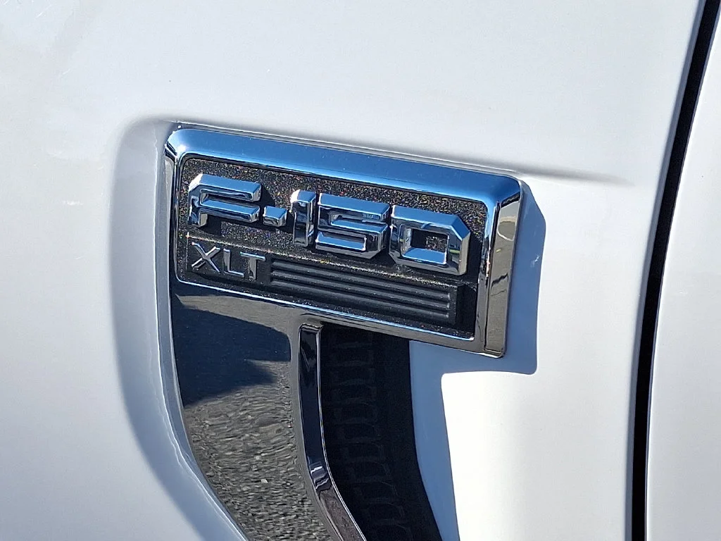 Used 2023 White Ford XLT image 31