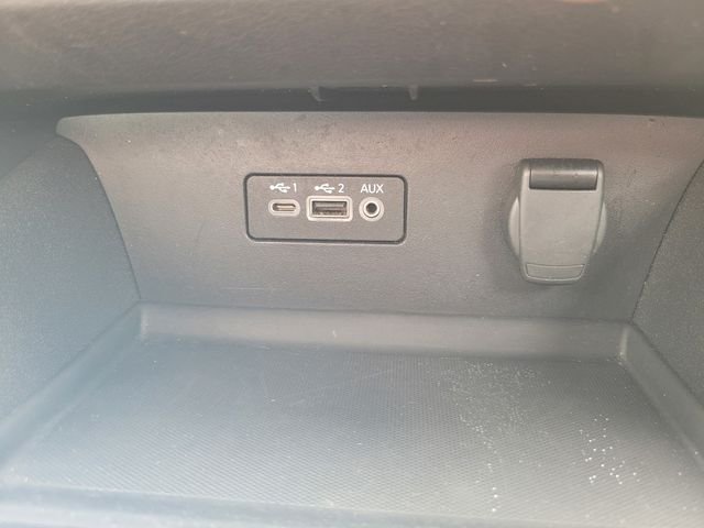 Used 2025 Red Nissan 2.5 SV image 25