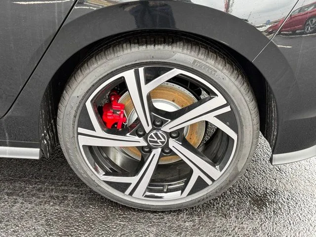 New 2026 Black Volkswagen 2.0T SE image 6