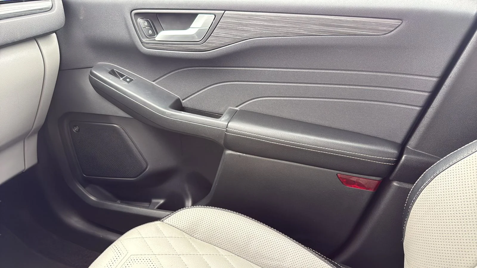 Used 2023 Blue Ford Platinum image 20