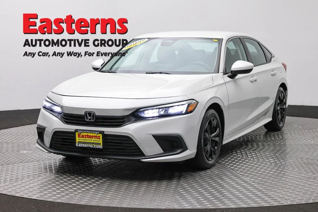 Used 2024 White Honda LX image 1