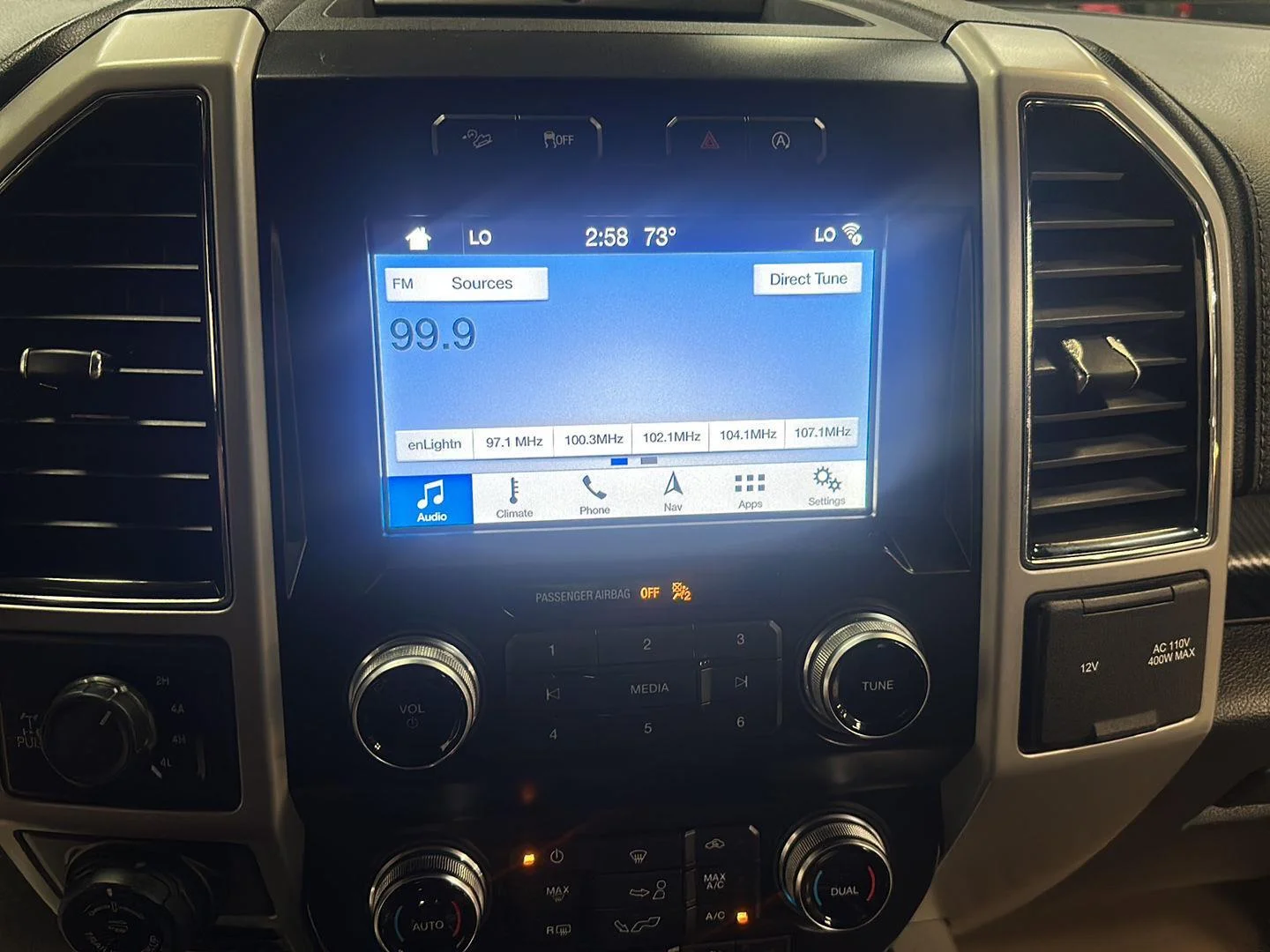 Used 2019 Agate Black Metallic Ford LARIAT image 20