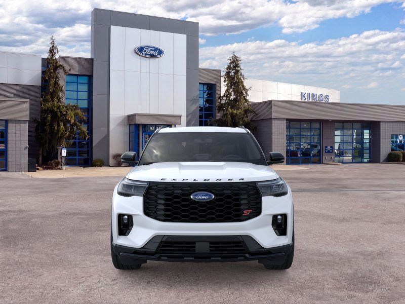 New 2026 Star White Metallic Tri-Coat Ford ST image 6