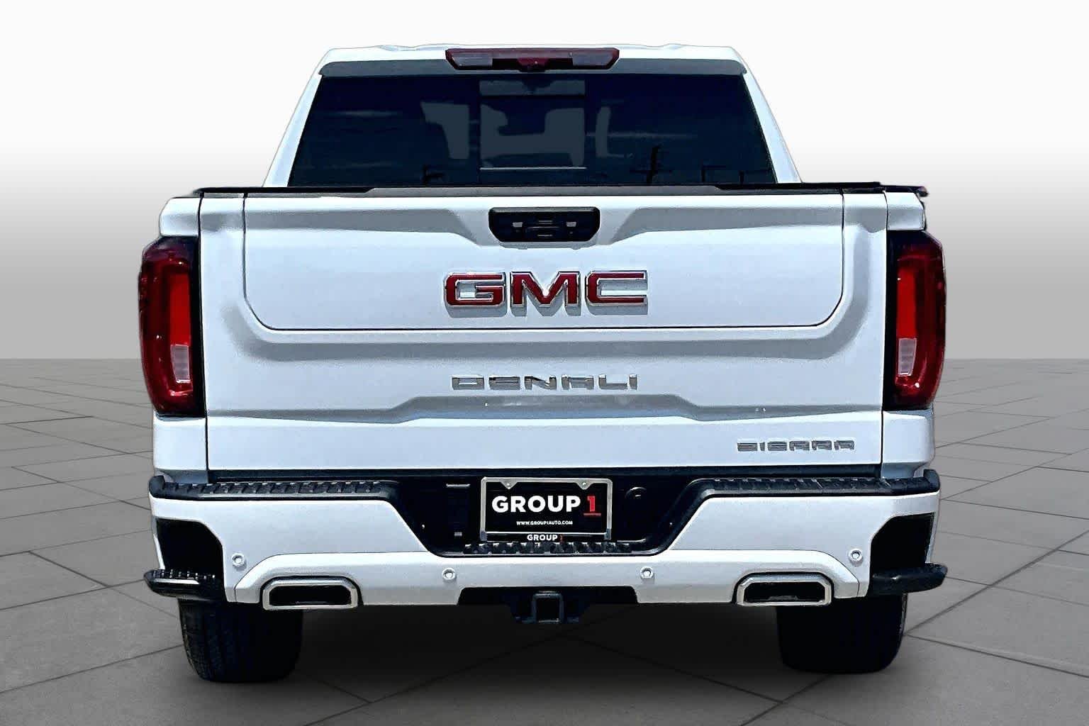 Used 2026 Glacier White Tricoat GMC Denali image 5