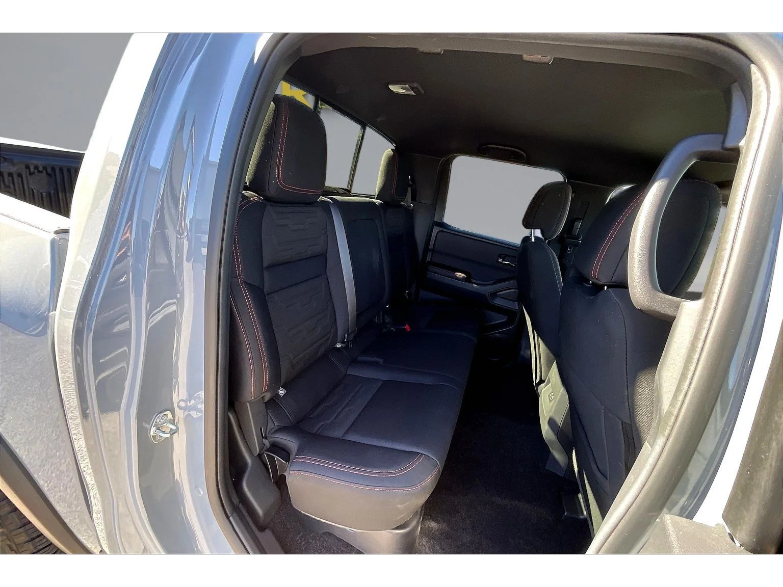 Used 2025  Nissan PRO-4X image 19