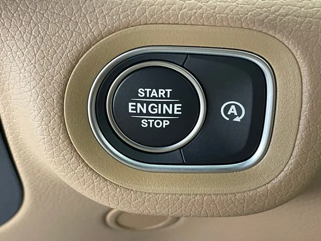 New 2026 MANUFAKTUR Moonlight White Metallic Mercedes-Benz GLE 350 image 27