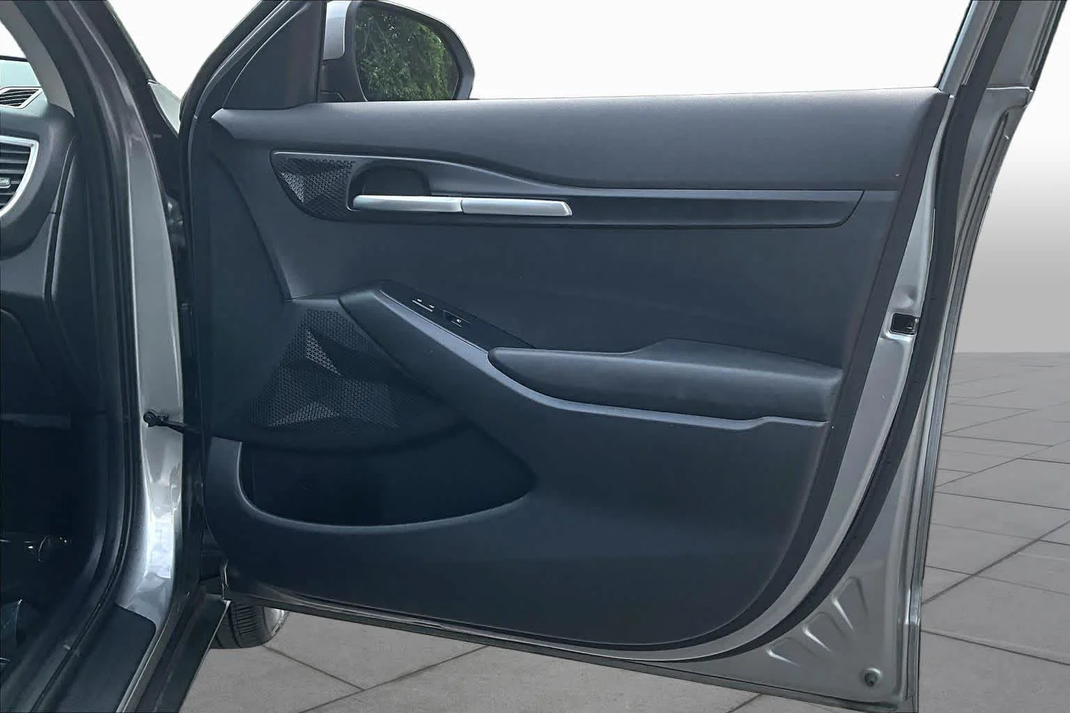 Used 2023 Steel Gray Kia LX image 22