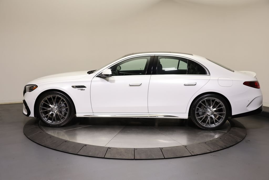 New 2026 Moonlight White Magno Mercedes-Benz E 53 AMG® image 4