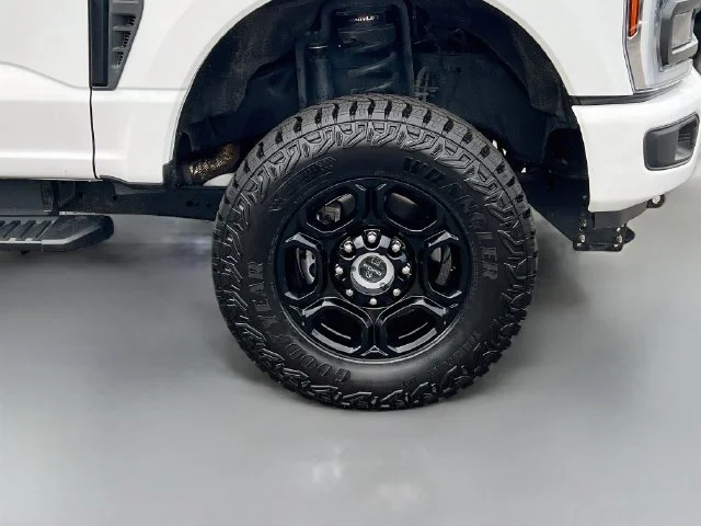 Used 2024 White Ford XL image 32