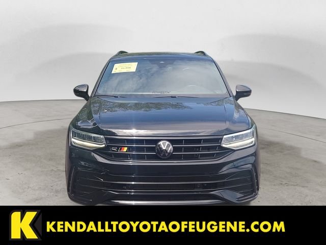 Used 2023 Black Volkswagen 2.0T SE R-Line Black image 8
