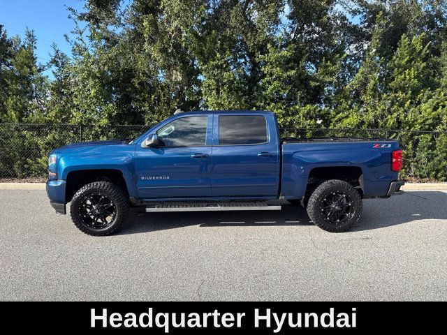 Used 2018 Blue Chevrolet LT image 2