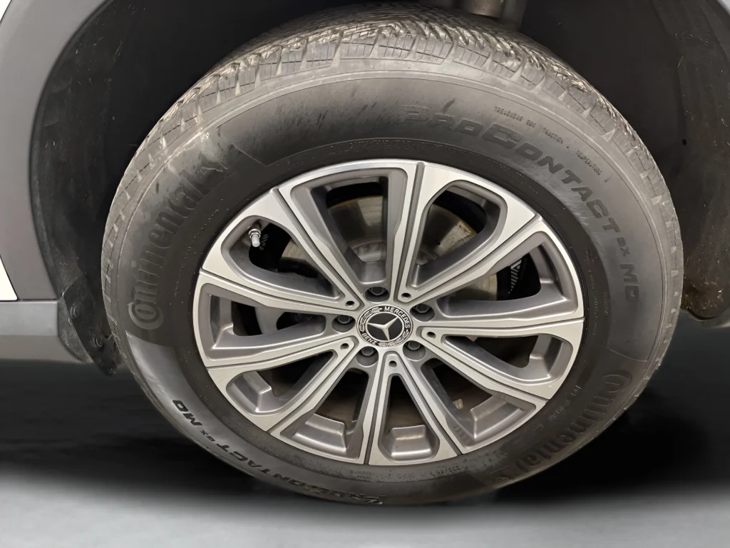 2024 Mercedes-Benz GLC GLC 300 - Photo 35