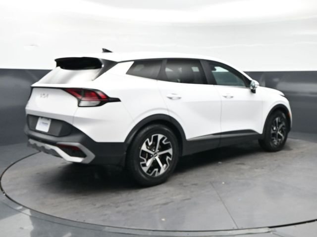 Used 2023 White Pearl Kia EX image 5