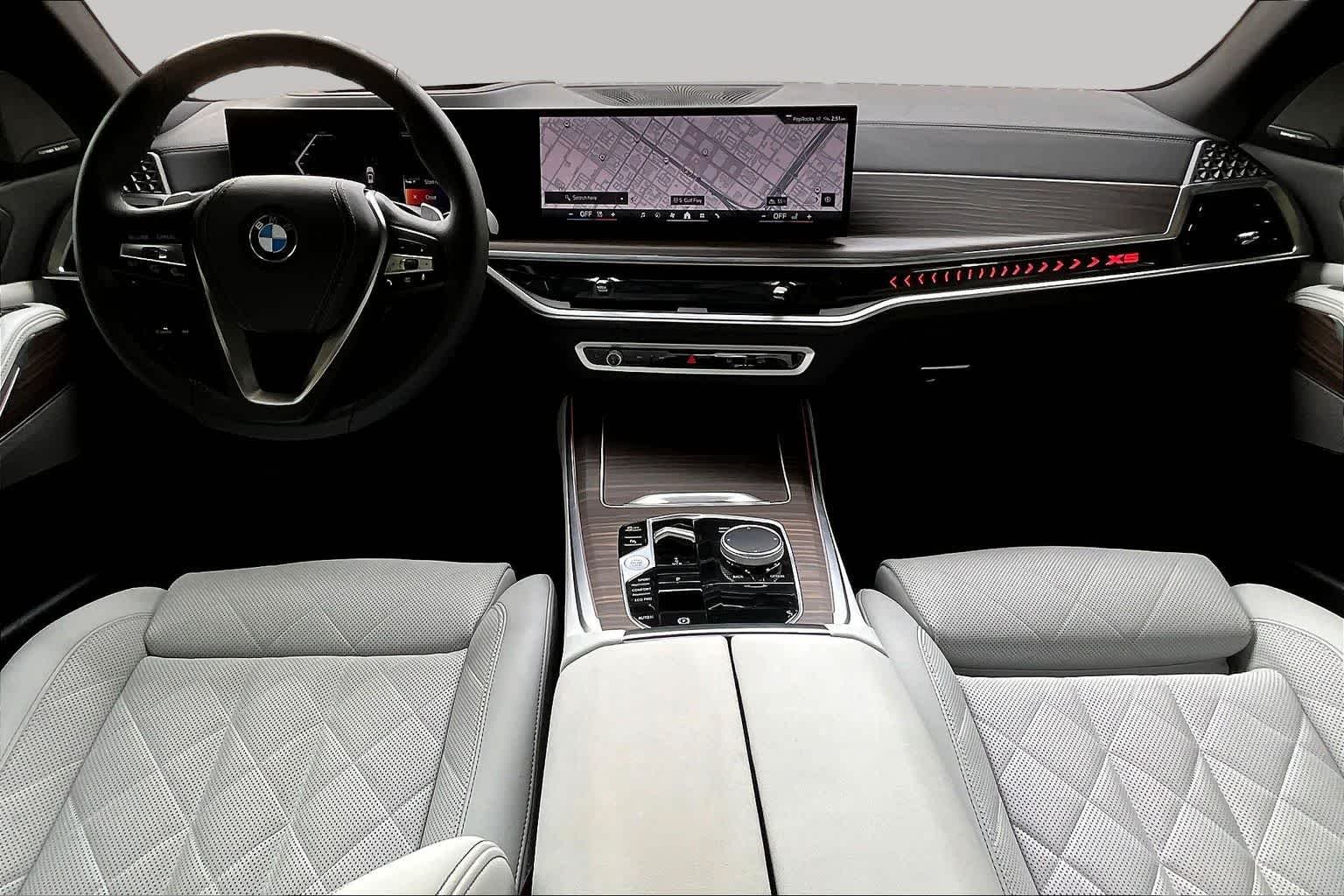 Used 2026 Alpine White BMW sDrive40i image 21