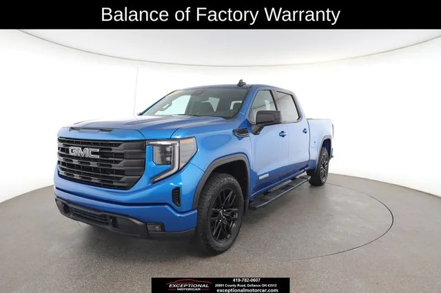 Used 2023 Blue GMC Elevation image 2