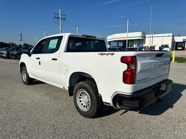 New 2026 Summit White Chevrolet WT image 3