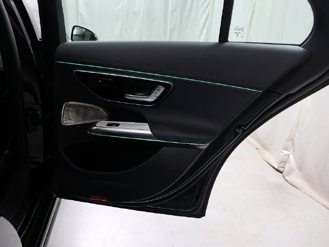 Used 2026 Black Mercedes-Benz E 450 image 31