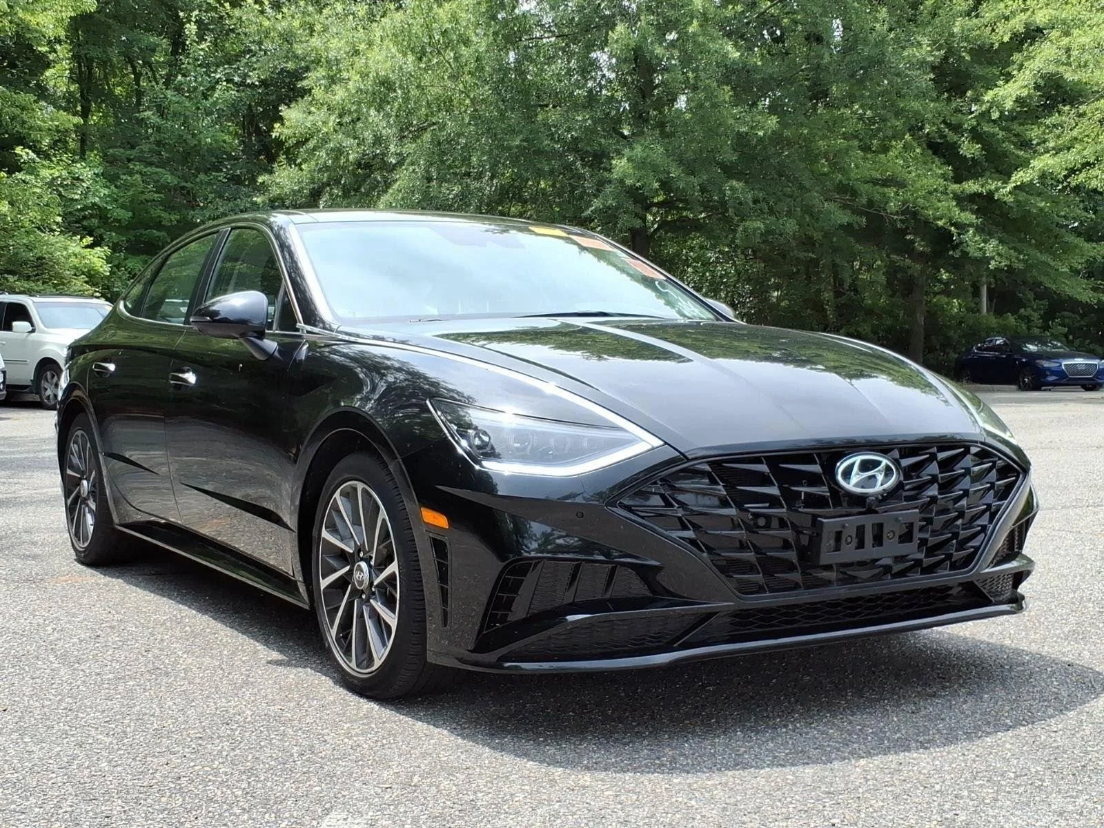 Used 2023 Onyx Black Hyundai Limited image 6