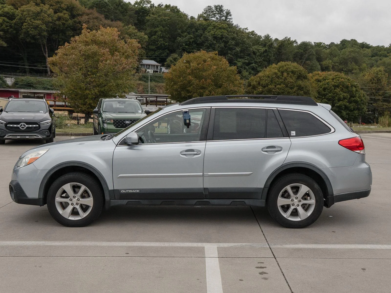 Used 2014 Ice Silver Metallic Subaru 2.5i Limited image 4