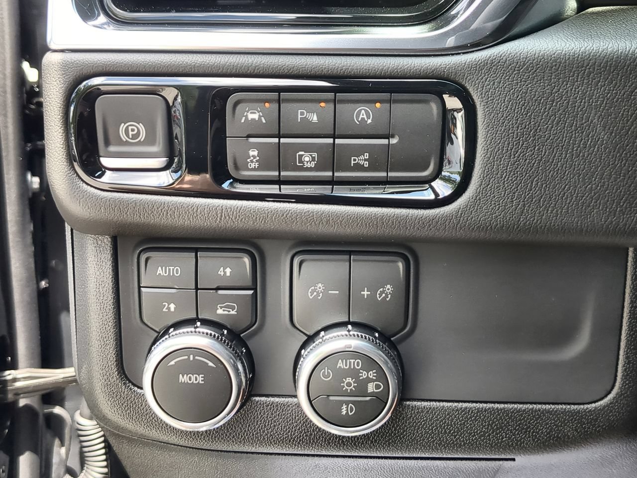 New 2026 Onyx Black GMC Denali image 18