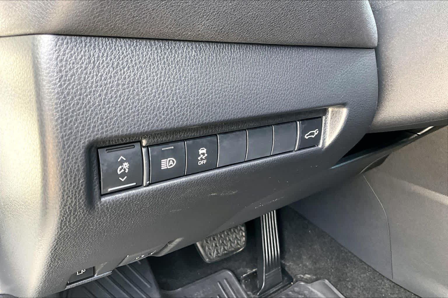 Certified Used 2021 Blizzard Pearl Toyota LE image 32