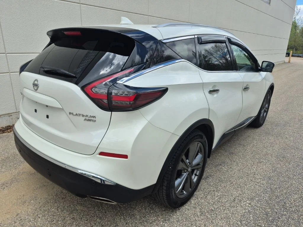 Used 2020 White Nissan Platinum image 7