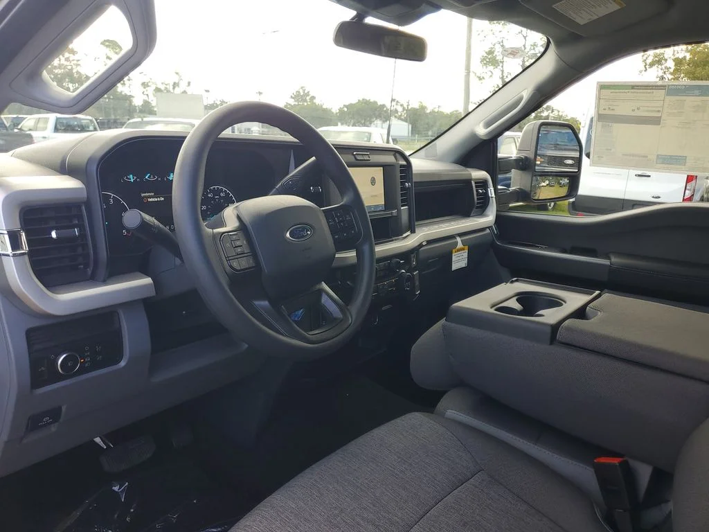 2026 Ford F-250 Super Duty XL - Photo 8