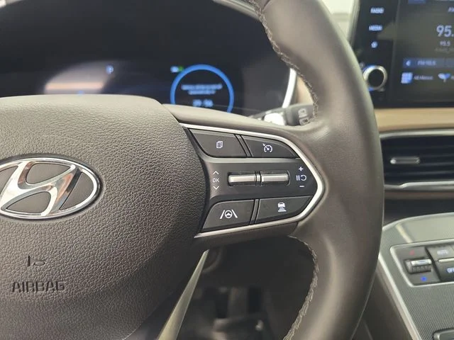 Used 2022 Quartz White Hyundai Blue image 32