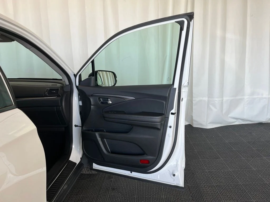 Used 2020 White Honda Sport image 19