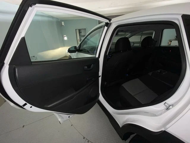 Used 2023 White Hyundai SE image 21