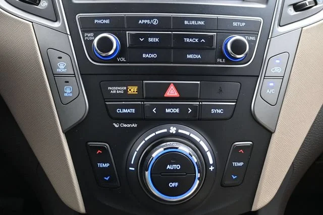 Used 2018 Platinum Graphite Hyundai 2.4L image 18