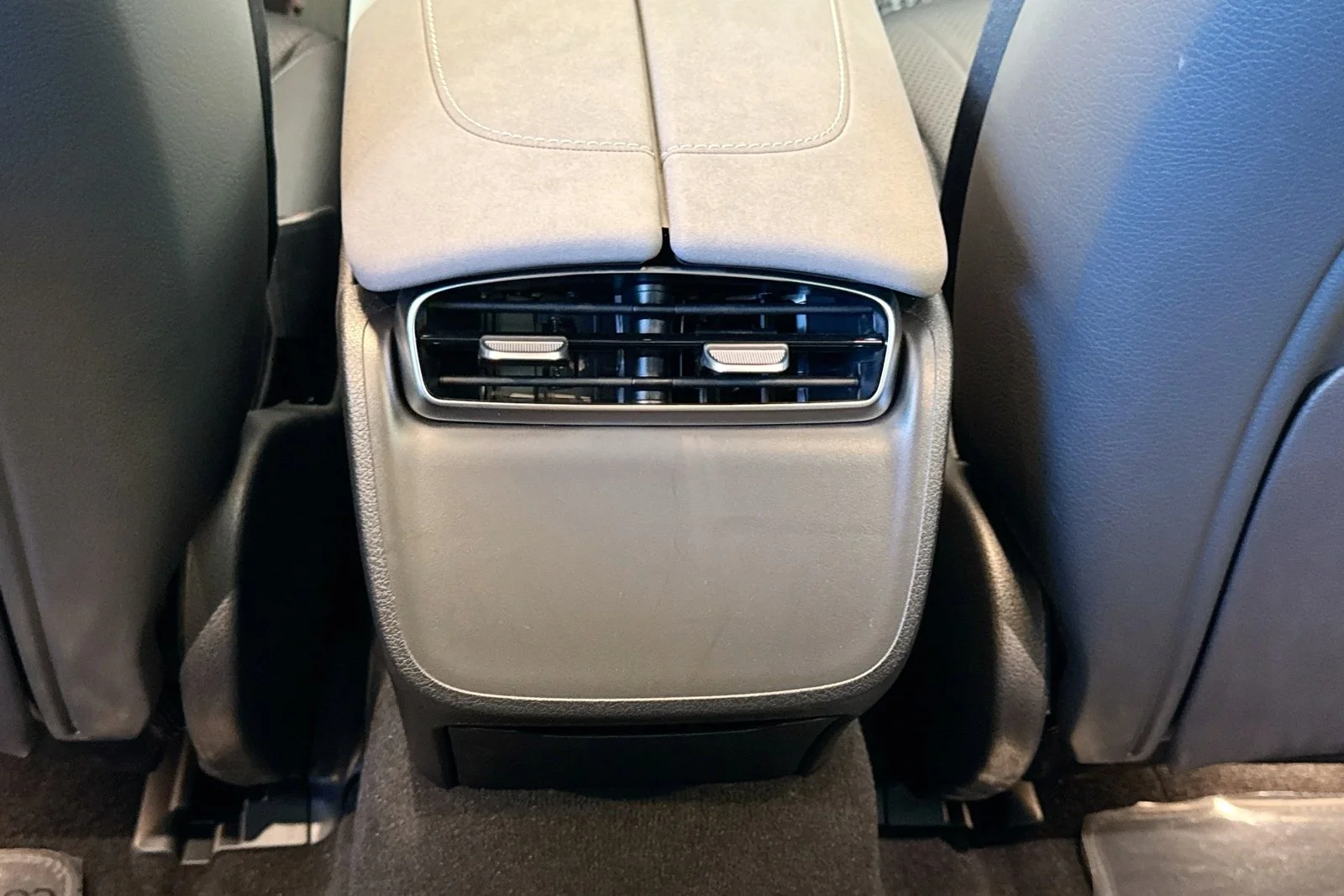 Used 2024 Cirrus Silver Metallic Mercedes-Benz EQS 450+ image 24