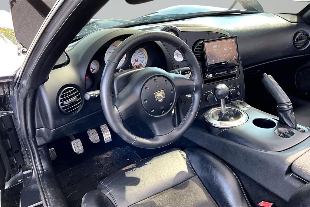 Used 2005 Black Dodge SRT10 image 11