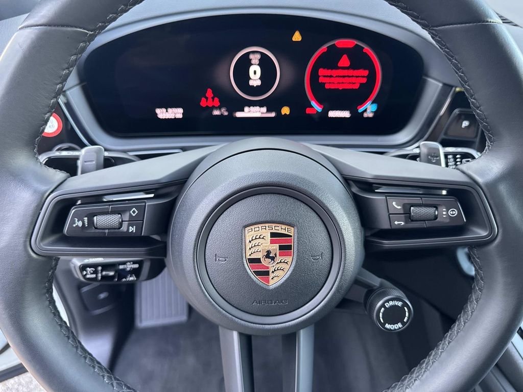 Used 2024 White Porsche Base image 27