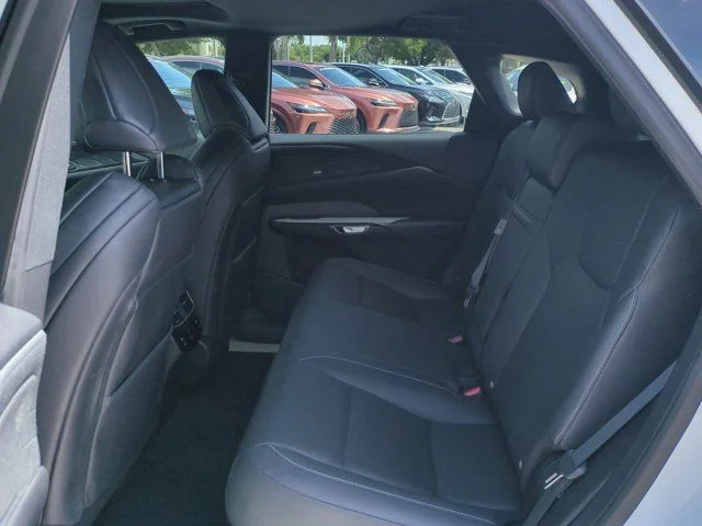 Certified Used 2024 ULTRA WHITE Lexus 350 F Sport Handling image 13