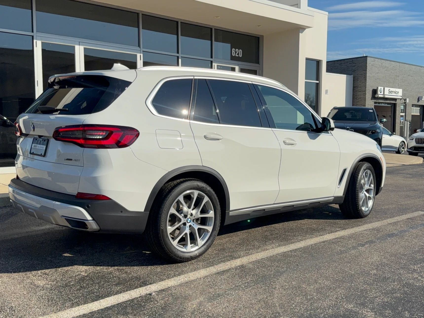 Used 2022 Alpine White BMW xDrive40i image 3