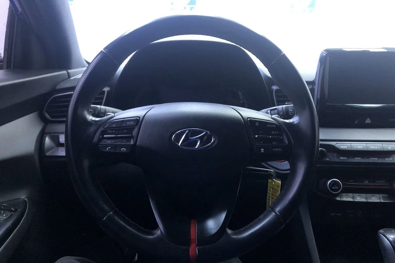 Used 2020 Pacific Blue Hyundai Turbo image 21