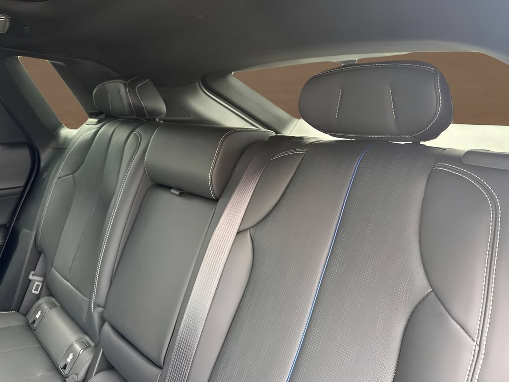 2027 Cadillac LYRIQ Premium Luxury - Photo 24