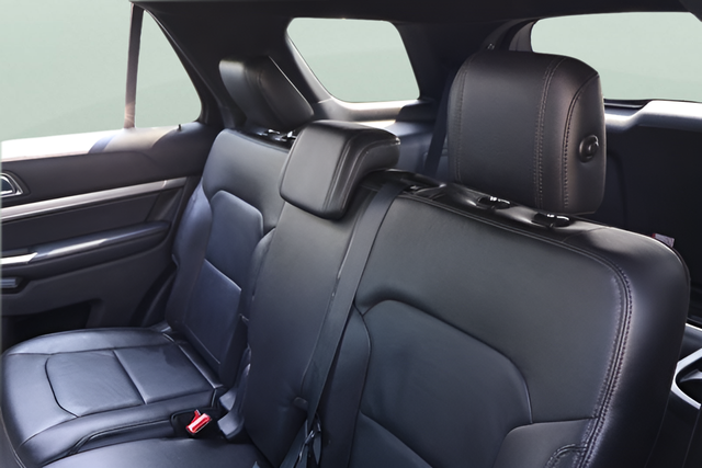 Used 2018 Blue Metallic Ford XLT image 14