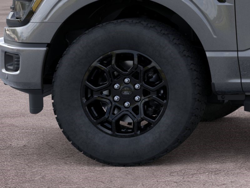 New 2026 Carbonized Gray Metallic Ford XLT image 20