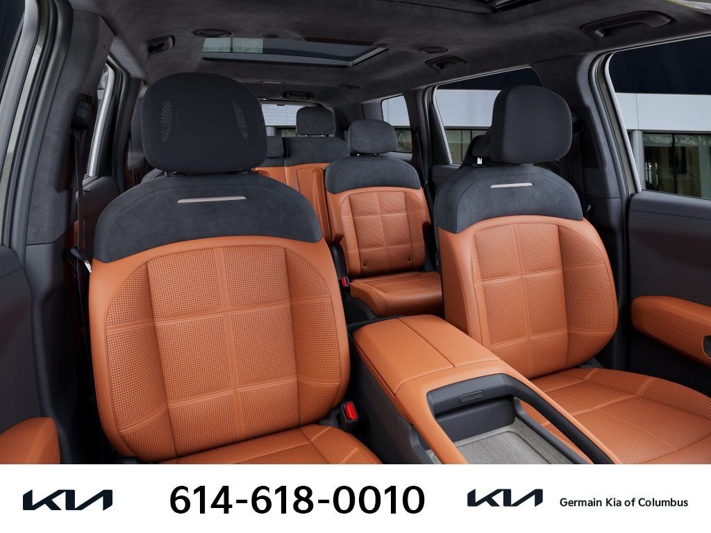 New 2027 White Kia SX Prestige image 18